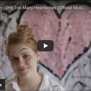 Texan Teen Singer-Songwriter Elle Townley Set To Premiere New Music Video For Poignant Country Ballad “One Too Many Heartaches”